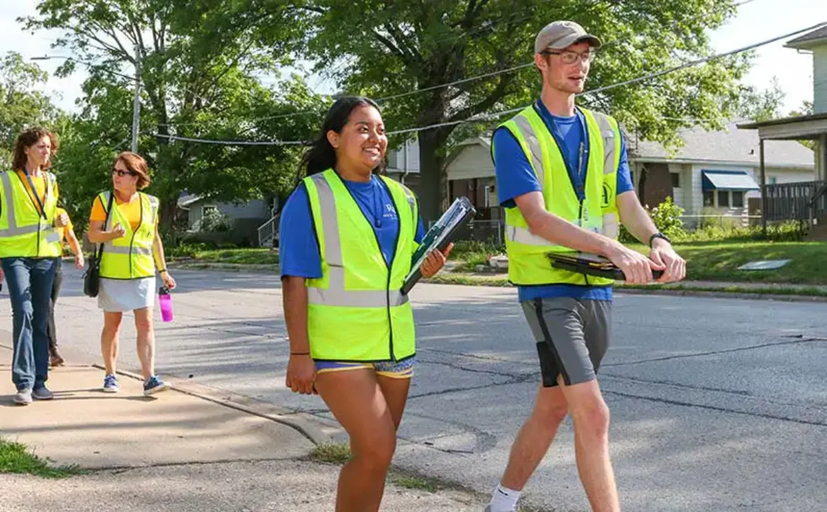Augustana college students help Port Byron survey water pipe lines