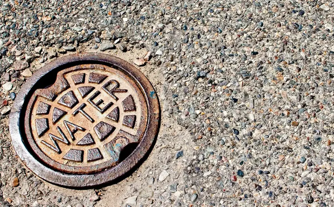 Curb stop water valve